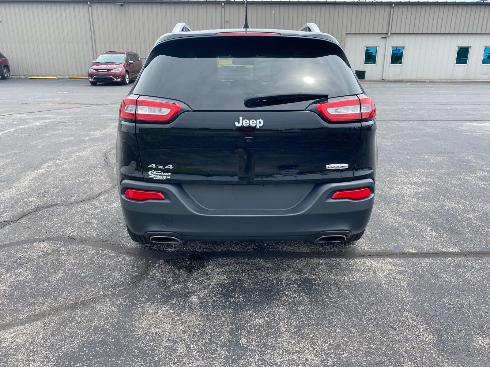 Pre-Owned 2018 Jeep Cherokee Latitude Plus 4x4 Sport Utility in ...