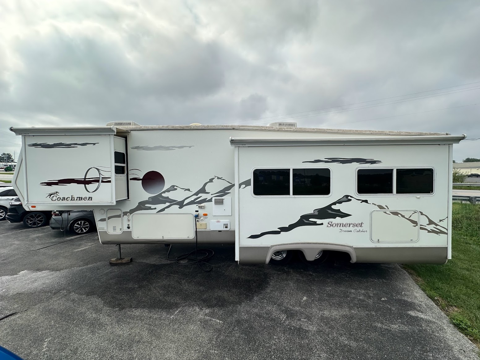 Used 2004 Coachmen Somerset Dream Catcher 340IKS For Sale Monticello IN