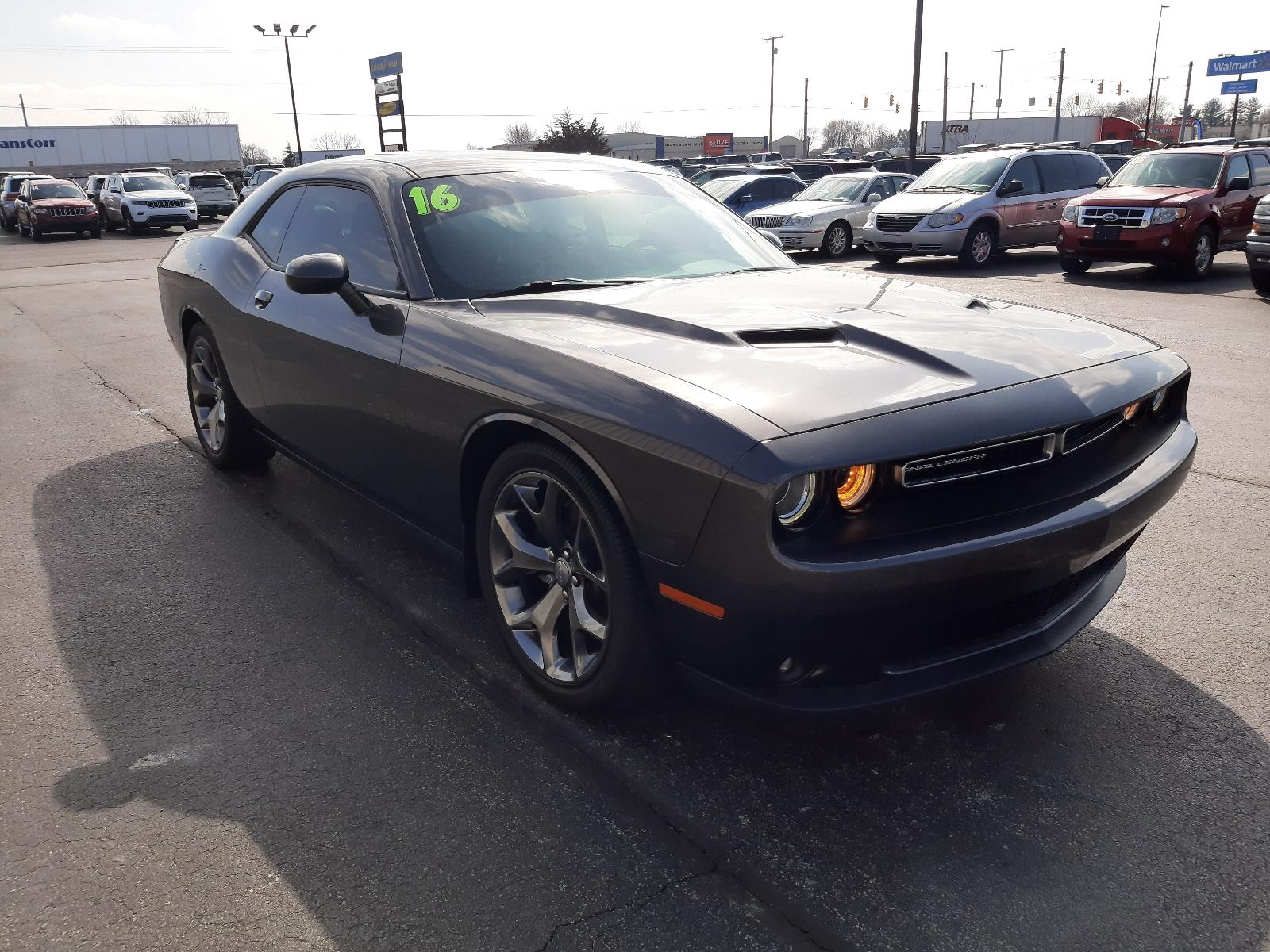 Pre-Owned 2016 Dodge Challenger 2dr Cpe SXT Plus 2dr Car in Monticello ...